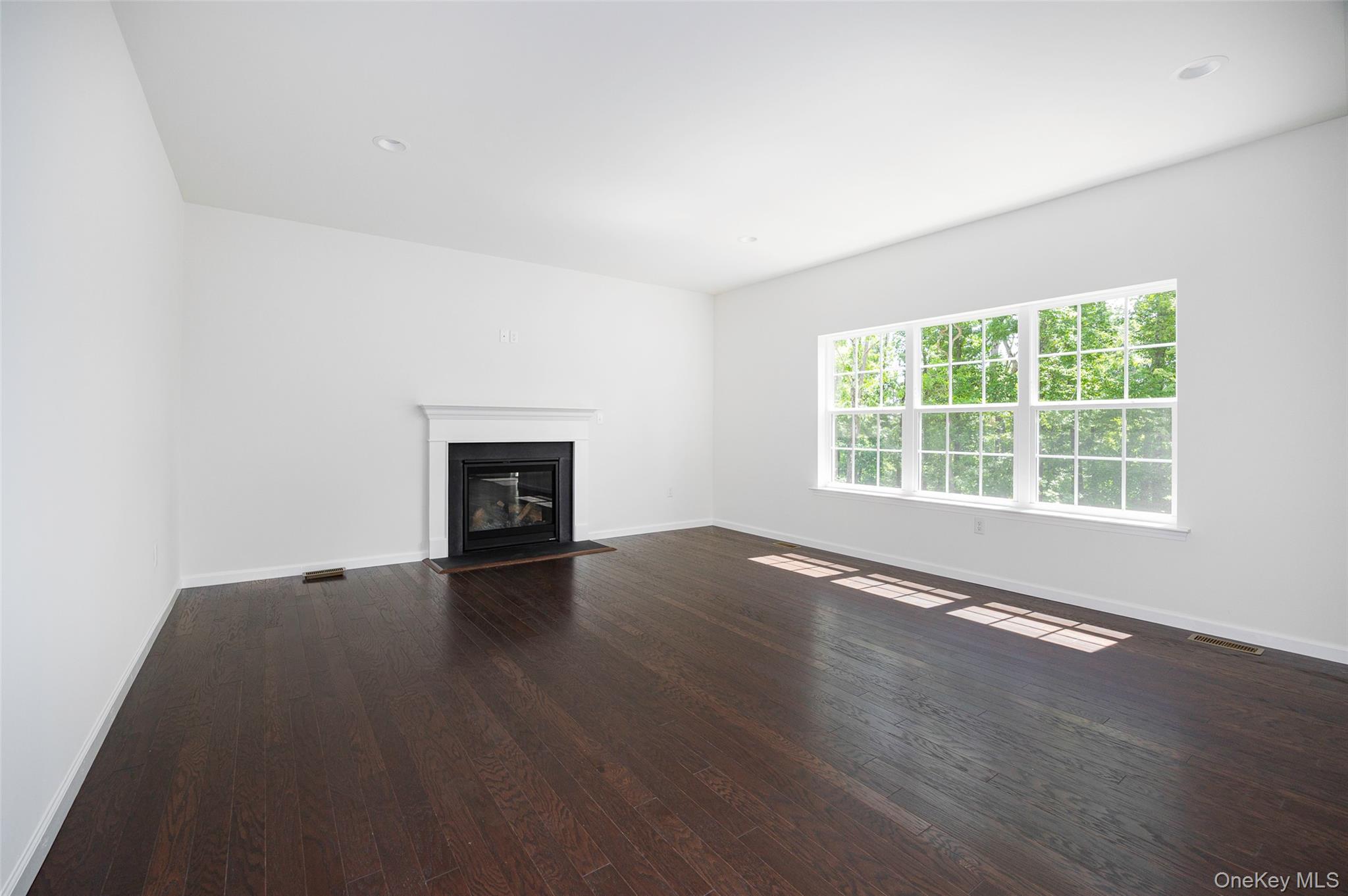 2 Merrywood Road Wappingers Falls, NY 12590 - Photo 7 of 25 PHOTOS ARE FROM AN EMERSON PREVIOUSLY BUILT BY LMD HOMES. SOME ASPECTS OF BUILD MAY VARY FROM PHOTOS.