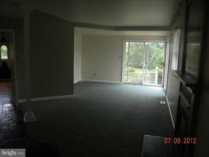 10092 Store Road Culpeper, VA 22701 - Photo 9 of 12 Family Room