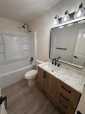 $1,295 | 4824 Wellesley Avenue, Unit D, Fort Worth, TX 76107