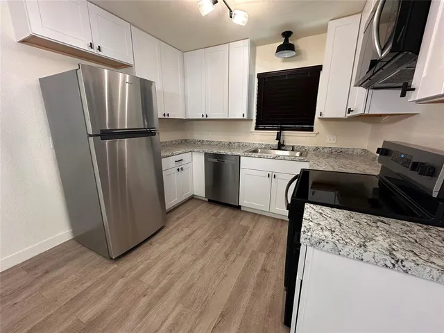 $1,295 | 4824 Wellesley Avenue, Unit D, Fort Worth, TX 76107