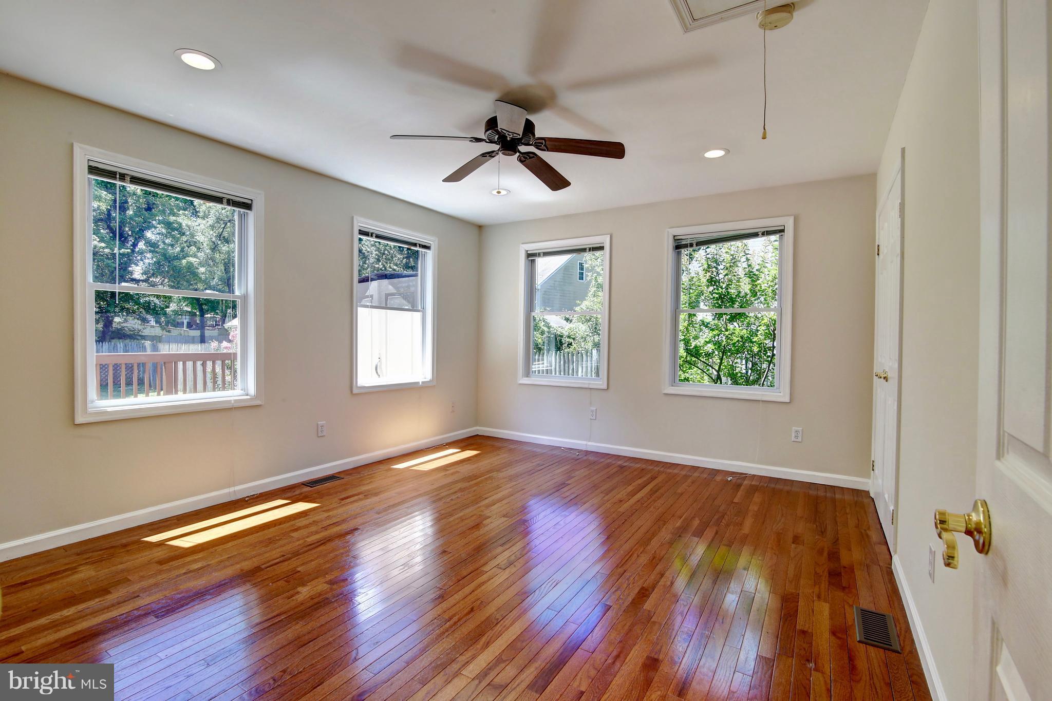 6711 Barrett Road Falls Church, VA 22042 - Photo 14 of 29 Bedroom (Master)