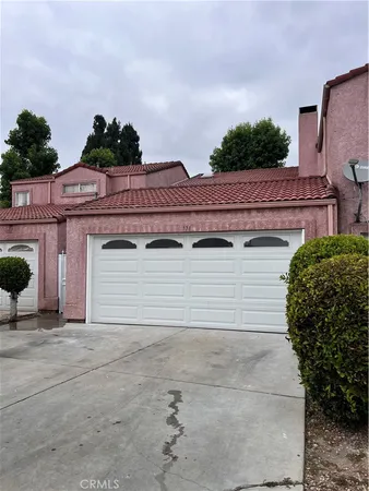 $555,000 | 171 Racquet Club Drive, Compton, CA 90220