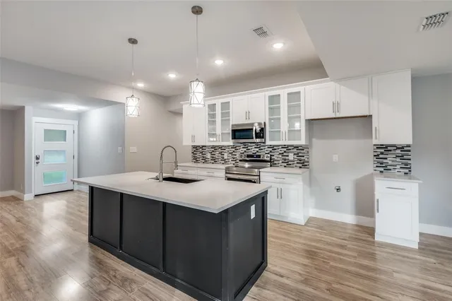 $499,000 | 105 Shadow Lane, Euless, TX 76039