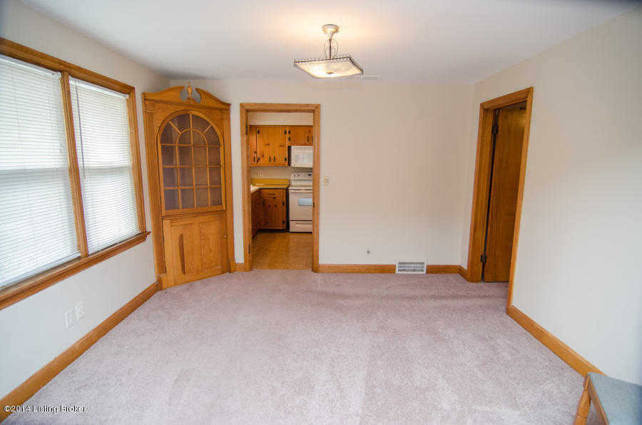 11 Welby Road Louisville, KY 40258 - Photo 8 of 37 Welby-9