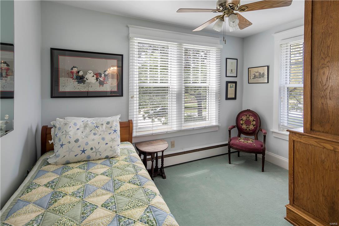 1012 South Spoede Road Frontenac, MO 63131 - Photo 12 of 17 Gallery Image 12