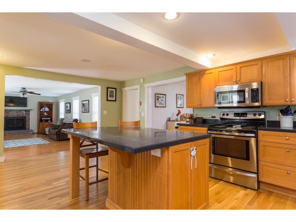 294 Grove Road Rye, NH 03870 - Photo 5 of 36