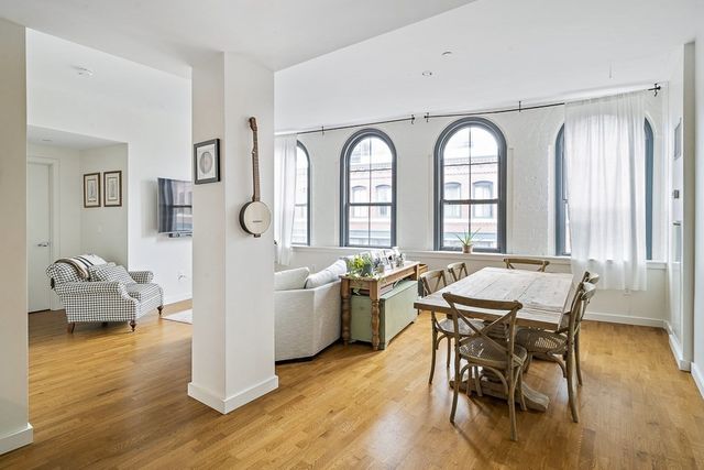 $1,165,000 | 346 Congress Street, Unit 518, Boston, MA 02210
