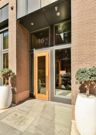 $1,165,000 | 346 Congress Street, Unit 518, Boston, MA 02210