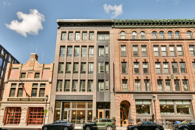 $1,165,000 | 346 Congress Street, Unit 518, Boston, MA 02210