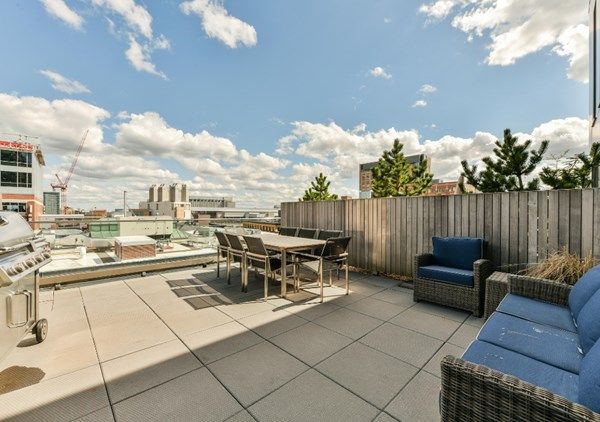 $1,165,000 | 346 Congress Street, Unit 518, Boston, MA 02210