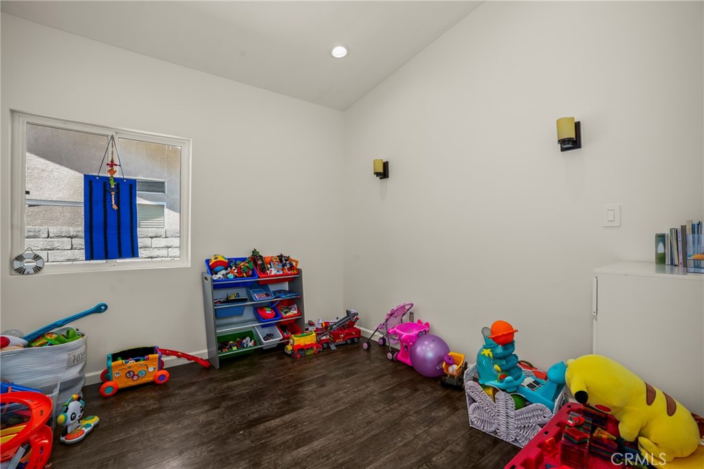 25803 Anderson Lane Stevenson Ranch, CA 91381 - Photo 20 of 40 Gallery Image 20