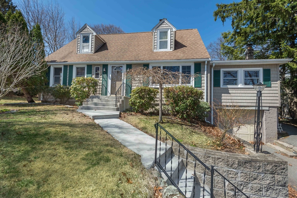 36 Middle Street Woburn, MA 01801 - Photo 1 of 28