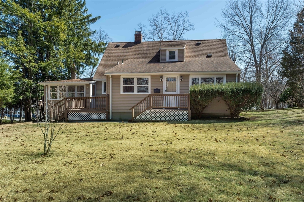 36 Middle Street Woburn, MA 01801 - Photo 24 of 28