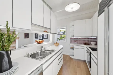 $3,095,000 | 263 Richardson Drive, Mill Valley, CA 94941