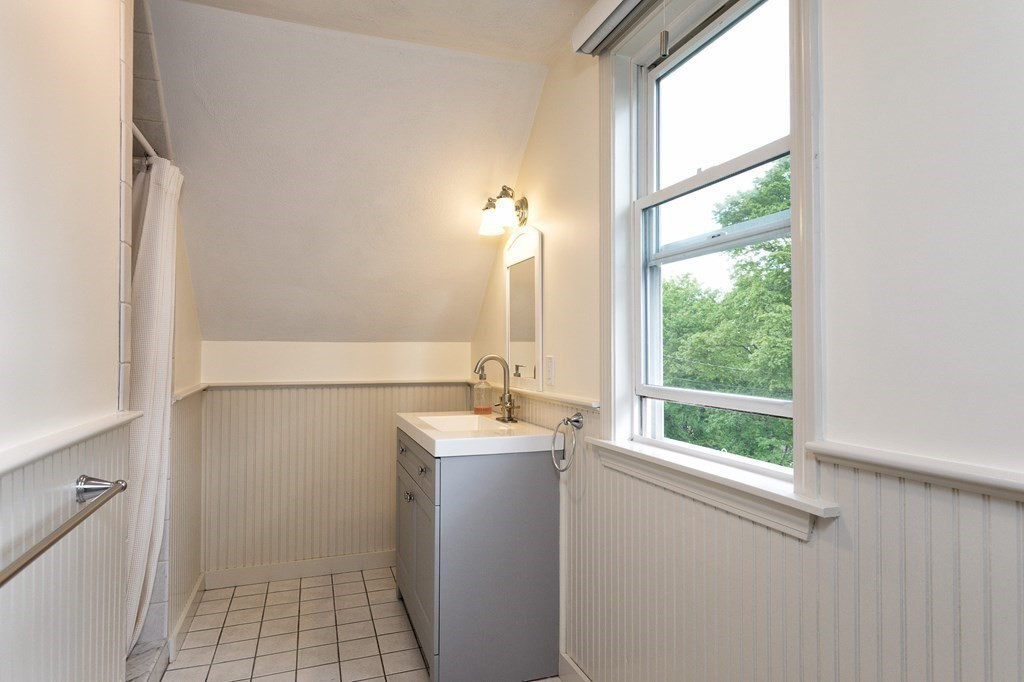 85 Coolidge Road Arlington, MA 02476 - Photo 18 of 26