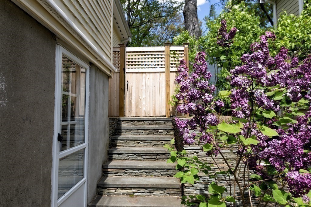 85 Coolidge Road Arlington, MA 02476 - Photo 22 of 26