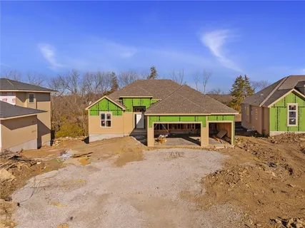 $706,900 | 25030 West 141st Street, Olathe, KS 66061