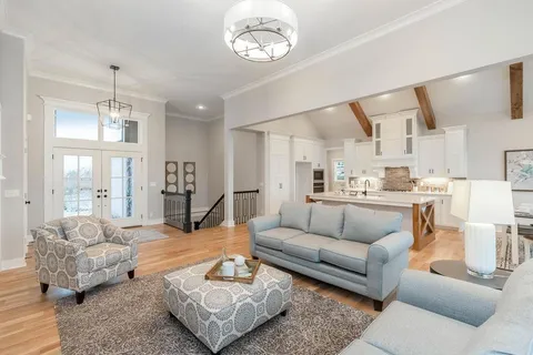 $706,900 | 25030 West 141st Street, Olathe, KS 66061