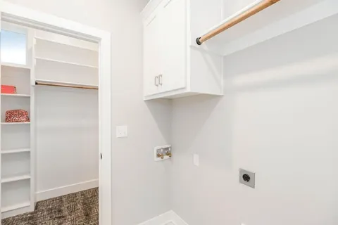 $706,900 | 25030 West 141st Street, Olathe, KS 66061