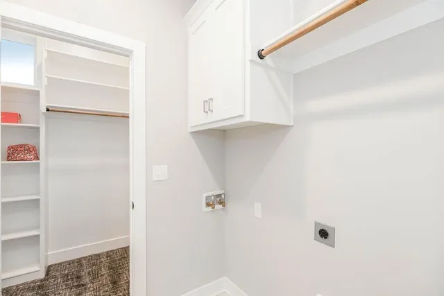 $706,900 | 25030 West 141st Street, Olathe, KS 66061