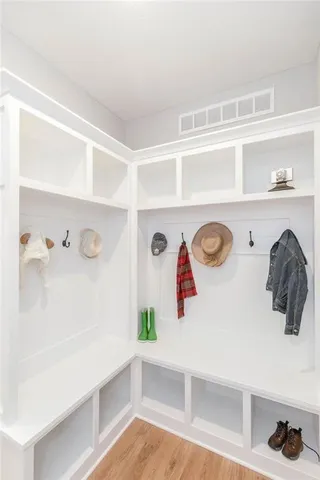 $706,900 | 25030 West 141st Street, Olathe, KS 66061