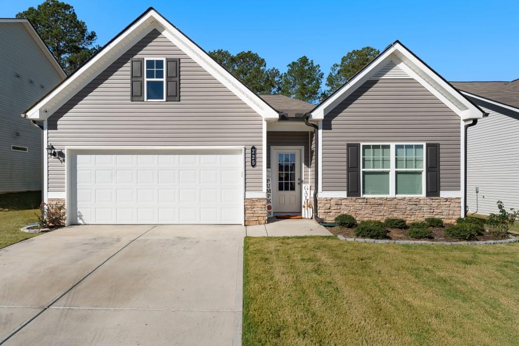 225 Sycamore Drive Calhoun, GA 30701 - Photo 1 of 31