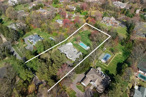 $5,250,000 | 17 Hilldale Lane, Sands Point, NY 11050
