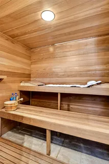 $5,250,000 | 17 Hilldale Lane, Sands Point, NY 11050