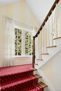 $5,250,000 | 17 Hilldale Lane, Sands Point, NY 11050