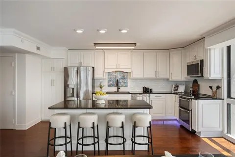 $1,799,000 | 3301 Bayshore Boulevard, Unit 1908B, Tampa, FL 33629