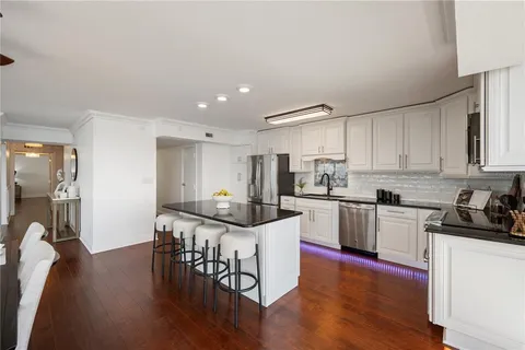 $1,799,000 | 3301 Bayshore Boulevard, Unit 1908B, Tampa, FL 33629