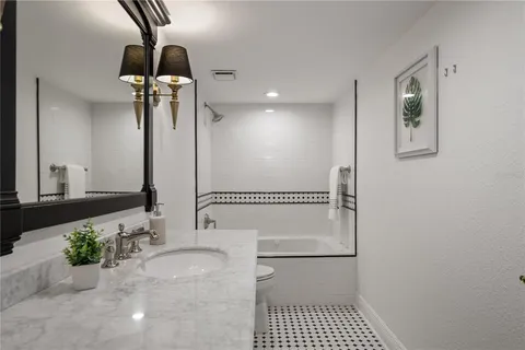 $1,799,000 | 3301 Bayshore Boulevard, Unit 1908B, Tampa, FL 33629