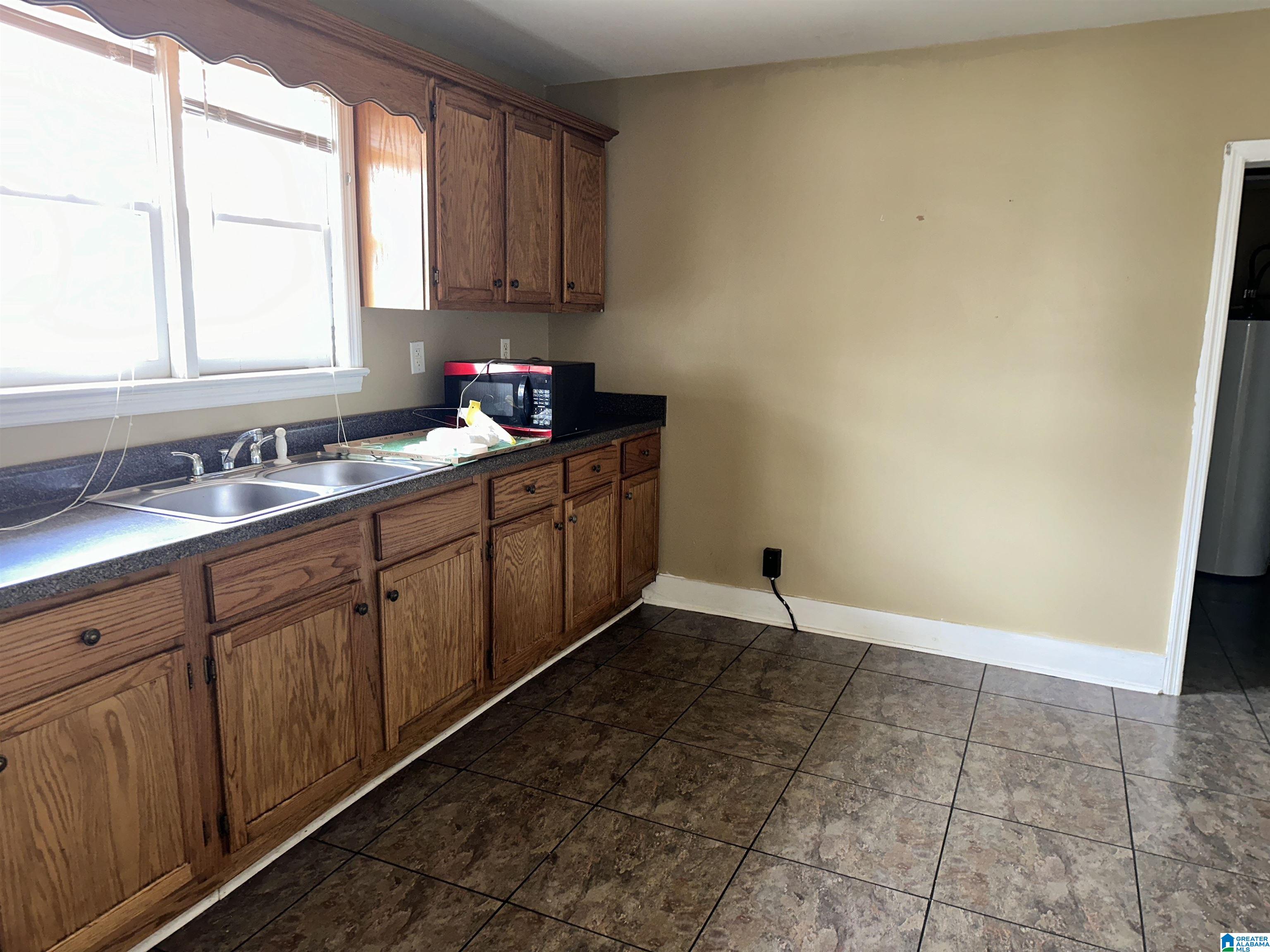 207 86th Street South Birmingham, AL 35206 - Photo 7 of 10