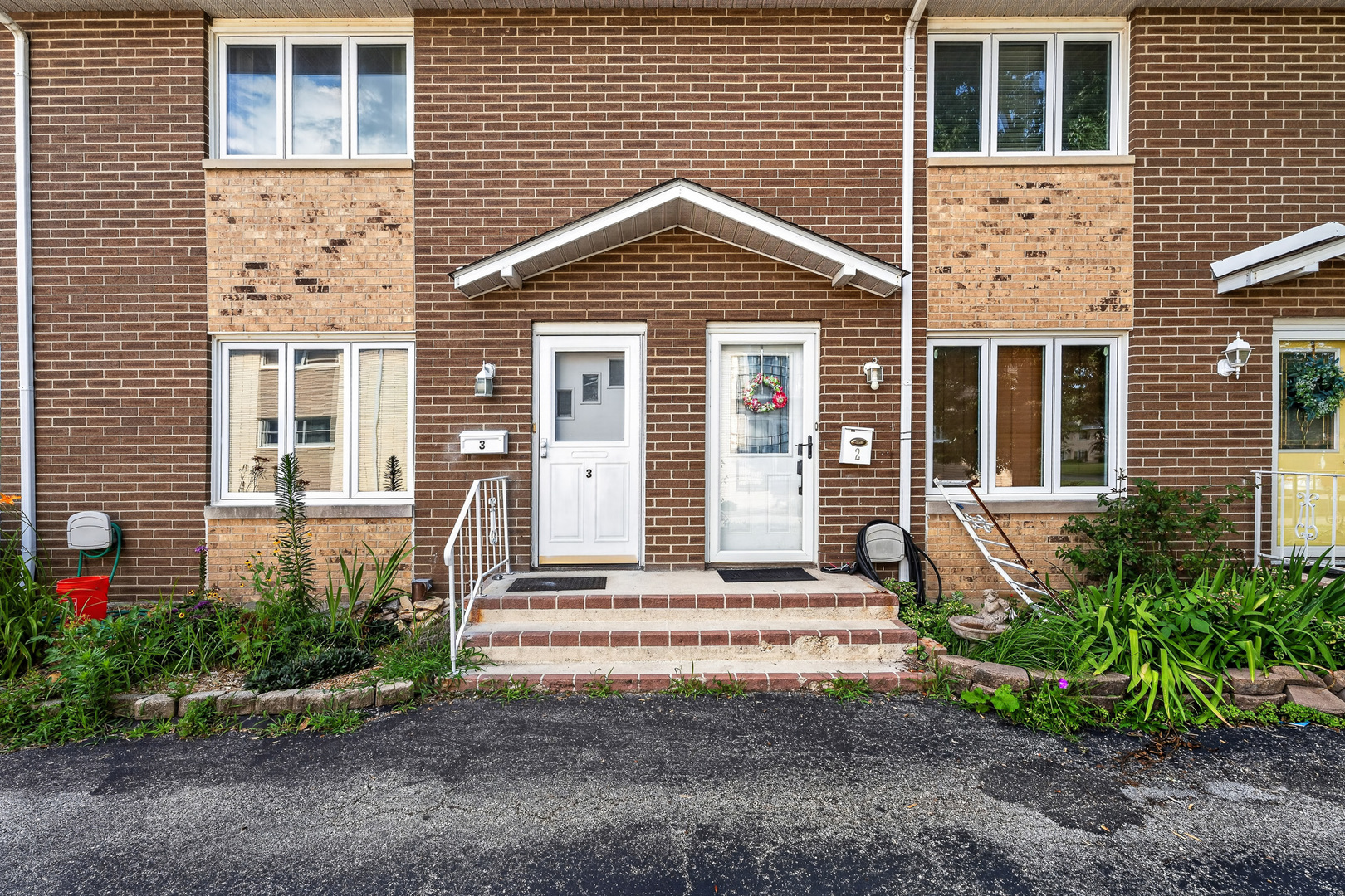 613 East 3rd Street, Unit 3 Lockport, IL 60441 - Photo 1 of 38 Gallery Image 1
