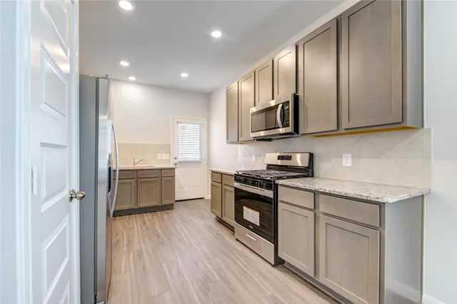 $1,850 | 13321 Burbot Drive, Conroe, TX 77384