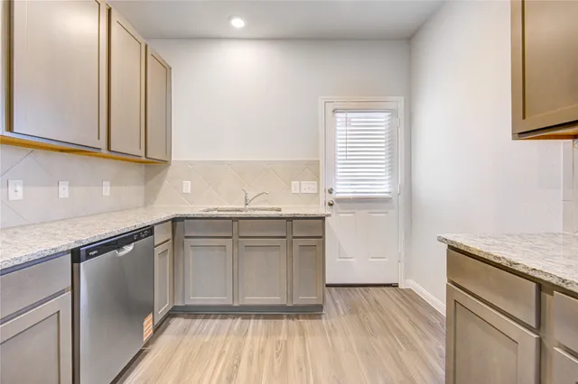 $1,850 | 13321 Burbot Drive, Conroe, TX 77384