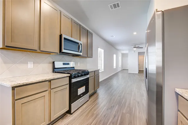 $1,850 | 13321 Burbot Drive, Conroe, TX 77384