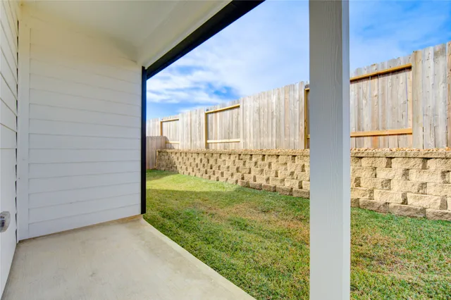 $1,850 | 13321 Burbot Drive, Conroe, TX 77384