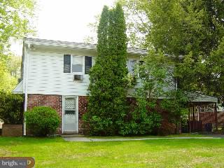 1609 Mt Pleasant Road Havertown, PA 19083 - Photo 2 of 6