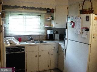 1609 Mt Pleasant Road Havertown, PA 19083 - Photo 5 of 6