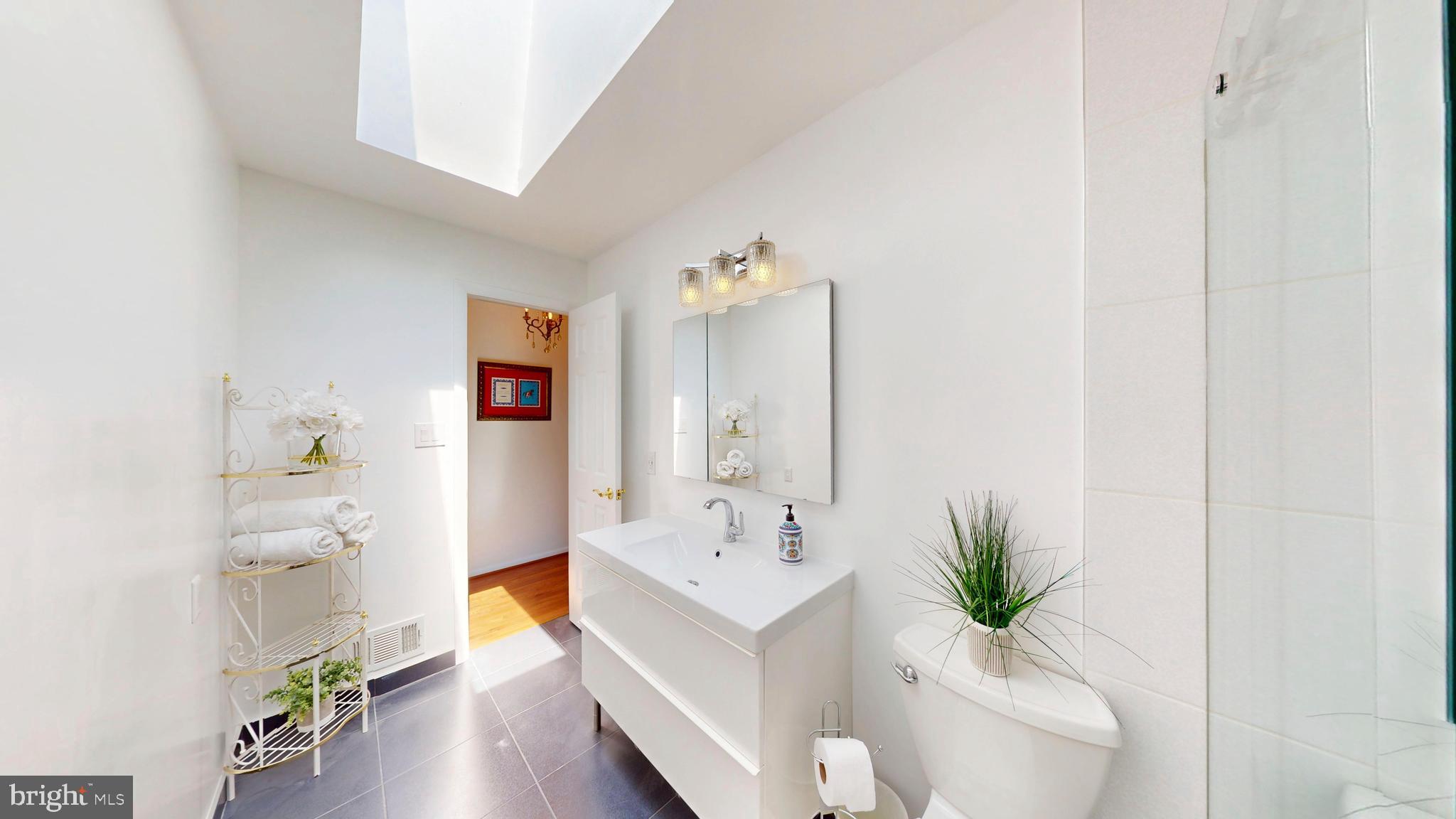 317 Springvale Road Great Falls, VA 22066 - Photo 41 of 98 Gallery Image 41