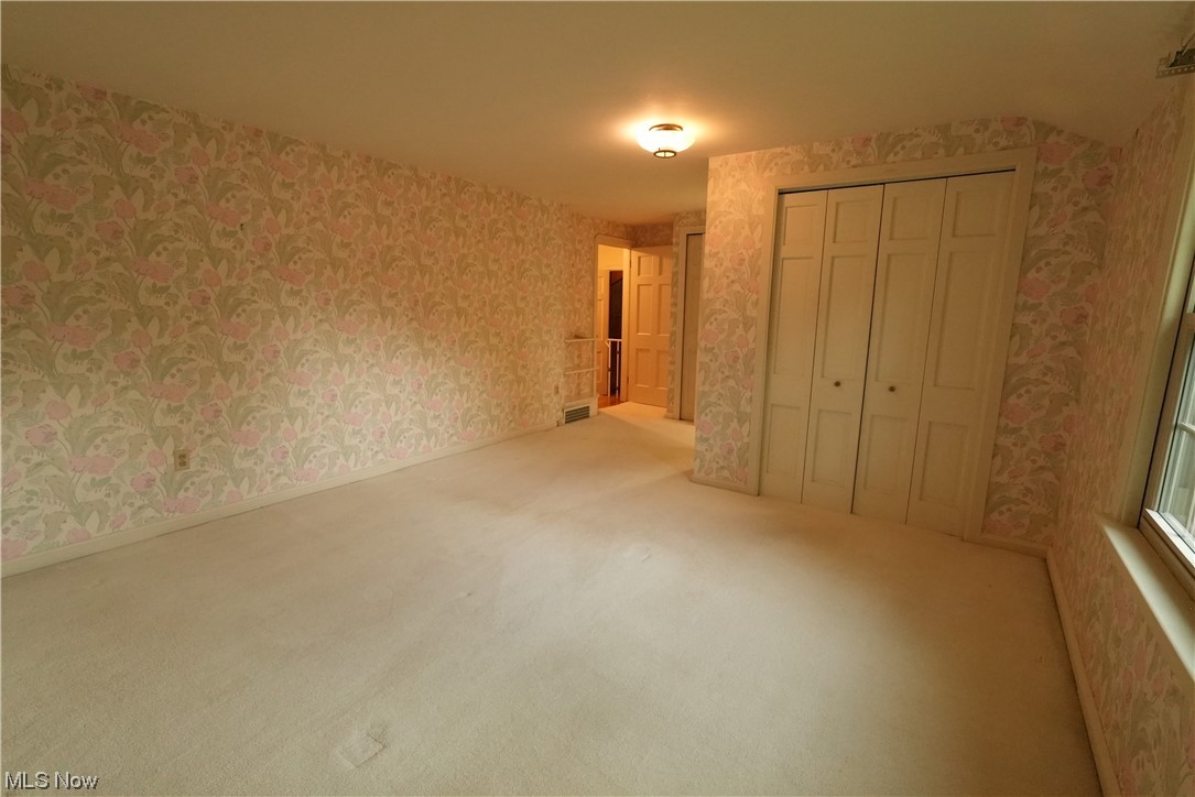 3115 Athens Road Silver Lake, OH 44224 - Photo 2 of 5 Primary bedroom