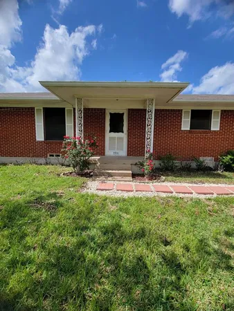 $2,200 | 5941 Sachse Street, Sachse, TX 75048