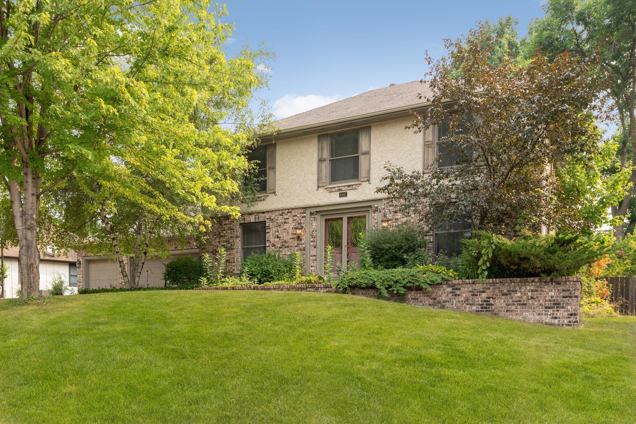 10817 Emerson Road Bloomington, MN 55431 - Photo 2 of 37 Gallery Image 2