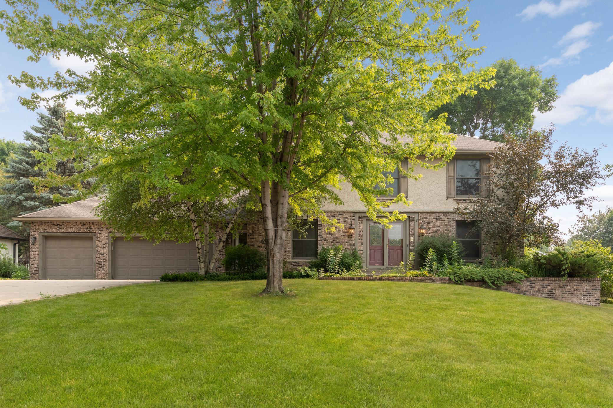 10817 Emerson Road Bloomington, MN 55431 - Photo 3 of 37 Gallery Image 3