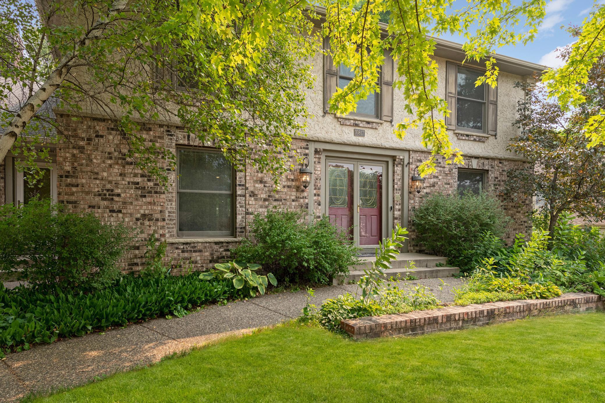 10817 Emerson Road Bloomington, MN 55431 - Photo 4 of 37 Gallery Image 4