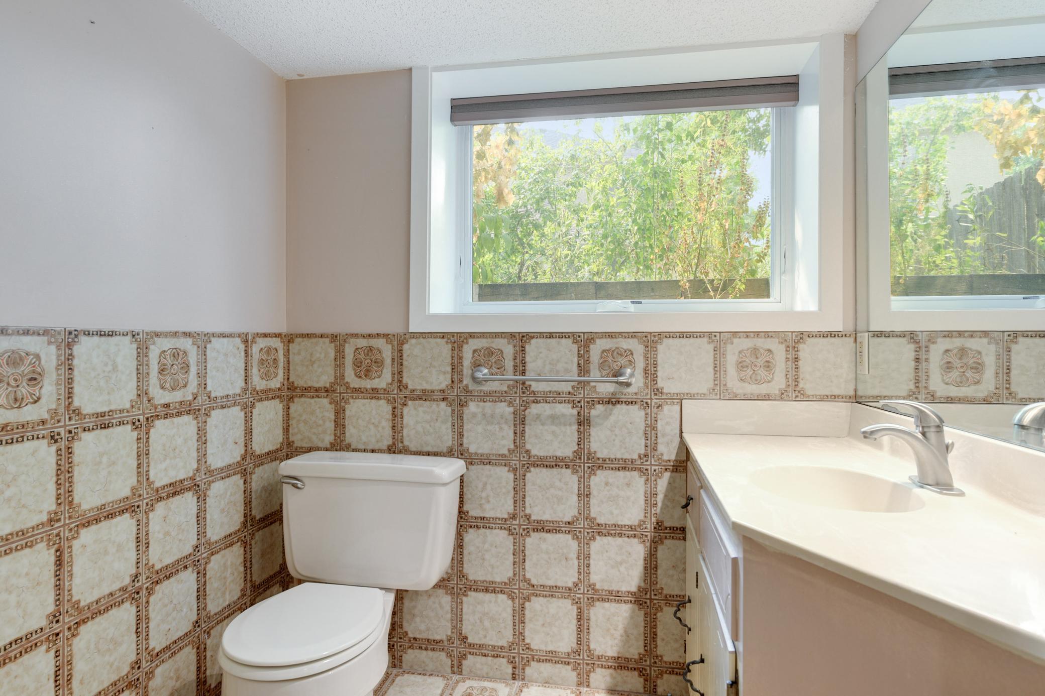 10817 Emerson Road Bloomington, MN 55431 - Photo 34 of 37 Gallery Image 34