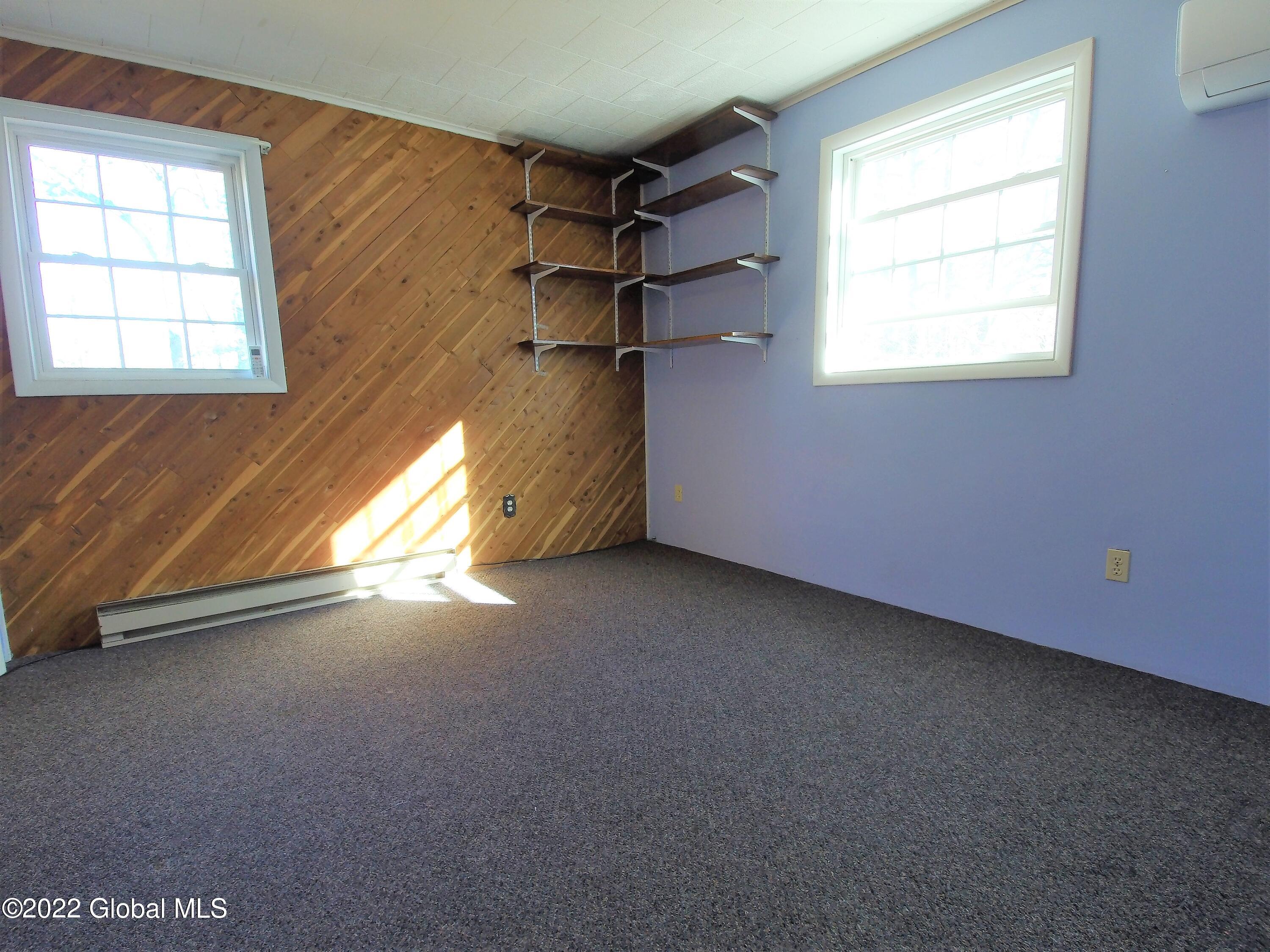 172 Butler Road Moreau, NY 12828 - Photo 14 of 30 P00_0281