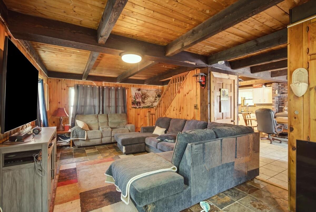 97 Lane Road Poland, ME 04274 - Photo 27 of 47 31-photo_reedit_9888c6d7