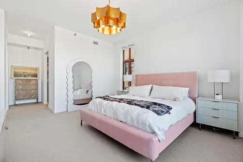 $1,850,000 | 600 South 2nd Street, Unit S405, Minneapolis, MN 55401